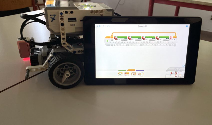 Robot@school Senior Academy coinvolge sempre più scuole secondarie di secondo grado